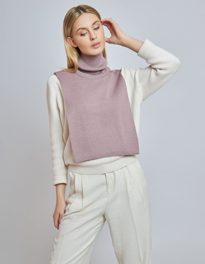 Turtleneck 03